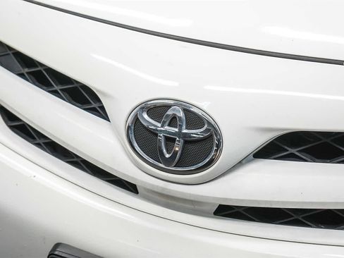 Used 2011 Toyota Corolla LE image 8