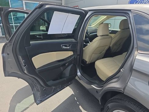 Used 2024 Ford Edge SE w/ Cargo Accessory Package AWD/4WD image 25