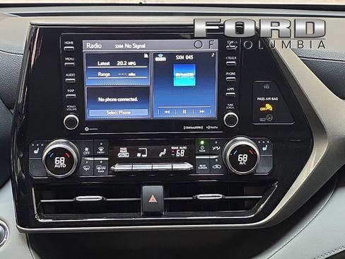 Used 2022 Toyota Highlander XLE image 27