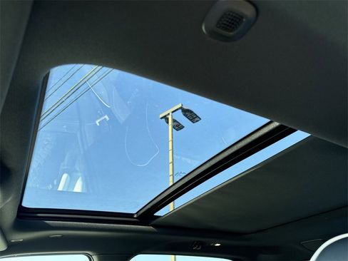 New 2026 RAM 1500 Laramie w/ Night Edition image 28