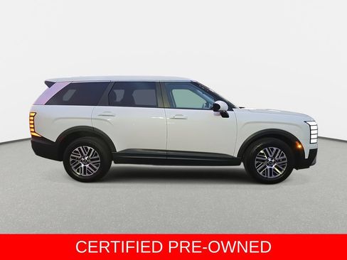 Used 2026 Hyundai Palisade SE FWD image 4