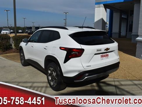 New 2026 Chevrolet Trax LT w/ LT Convenience Package image 7
