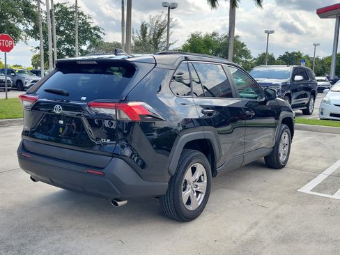 Certified 2023 Toyota RAV4 XLE w/ Convenience Package FWD image 7