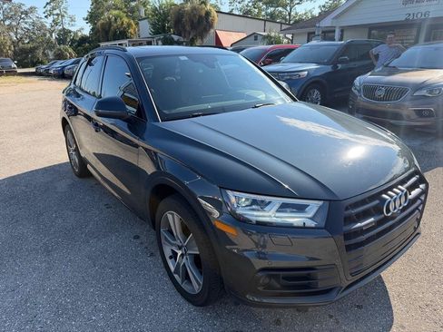 Used 2019 Audi Q5 Prestige w/ Prestige Package AWD/4WD image 3