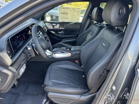 New 2026 Mercedes-Benz GLS 63 AMG 4MATIC image 2