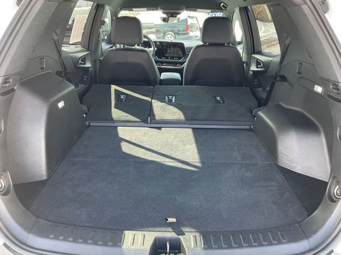 Used 2025 Chevrolet Equinox LT w/ Convenience Package II image 27