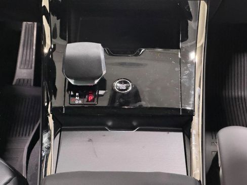 New 2026 Land Rover Range Rover Sport Dynamic SE image 16