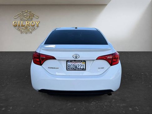 Used 2019 Toyota Corolla XSE FWD image 14