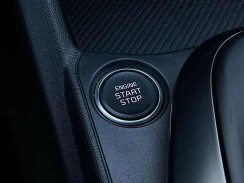 Used 2025 Kia K4 LXS image 25