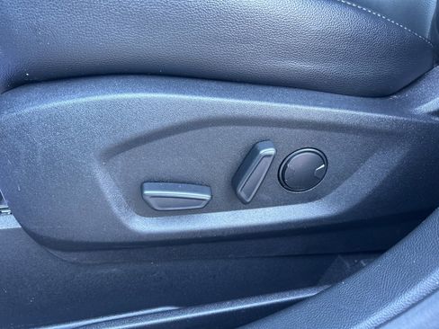 Used 2024 Ford Edge Titanium image 15