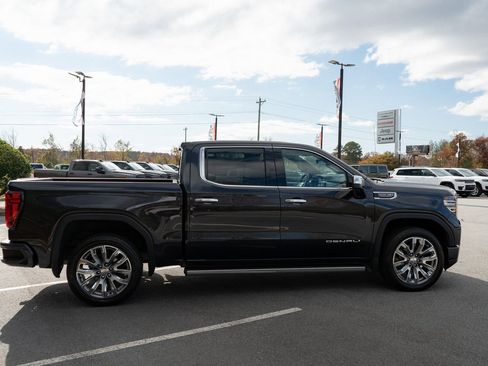 Used 2024 GMC Sierra 1500 Denali w/ Denali Reserve Package image 11