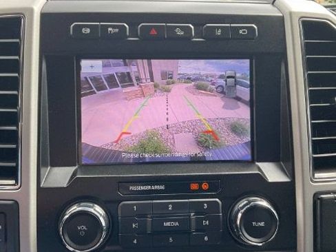 Used 2020 Ford F350 Lariat AWD/4WD image 24