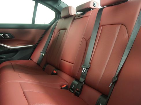 Used 2025 BMW M340i xDrive image 17