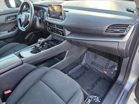 Used 2024 Nissan Rogue S image 20