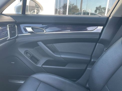 Used 2011 Porsche Panamera 4 image 20