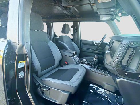 Used 2025 Ford Bronco Big Bend AWD/4WD image 33