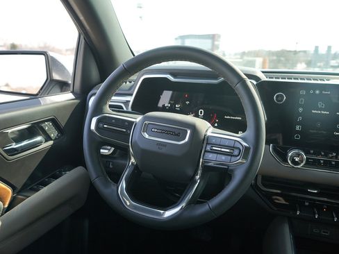 New 2026 GMC Canyon Denali image 12