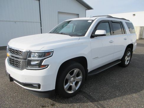 Used 2019 Chevrolet Tahoe LT w/ Luxury Package AWD/4WD image 1