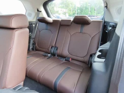 New 2025 Honda Pilot Elite image 14