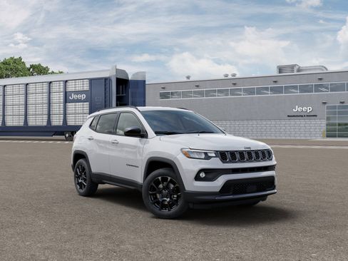 New 2026 Jeep Compass Latitude AWD/4WD image 25