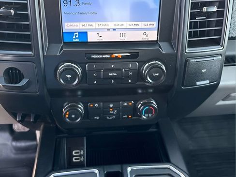 Used 2019 Ford F150 XL w/ Equipment Group 101A Mid RWD image 24