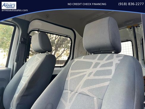 Used 2012 Ford Transit Connect XLT FWD image 12