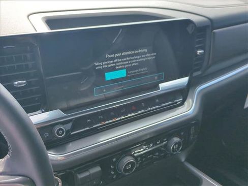 New 2025 Chevrolet Silverado 1500 High Country AWD/4WD image 12