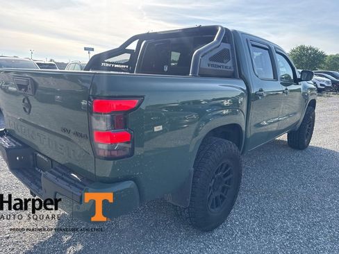Used 2022 Nissan Frontier SV AWD/4WD image 5