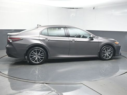 Used 2023 Toyota Camry XLE w/ Cold Weather Package image 8