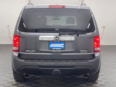 Used 2015 Honda Pilot Touring image 10