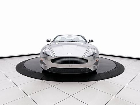 Used 2016 Aston Martin DB9 GT RWD image 21