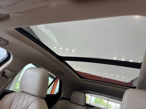 Used 2023 Buick Envision Avenir FWD image 33