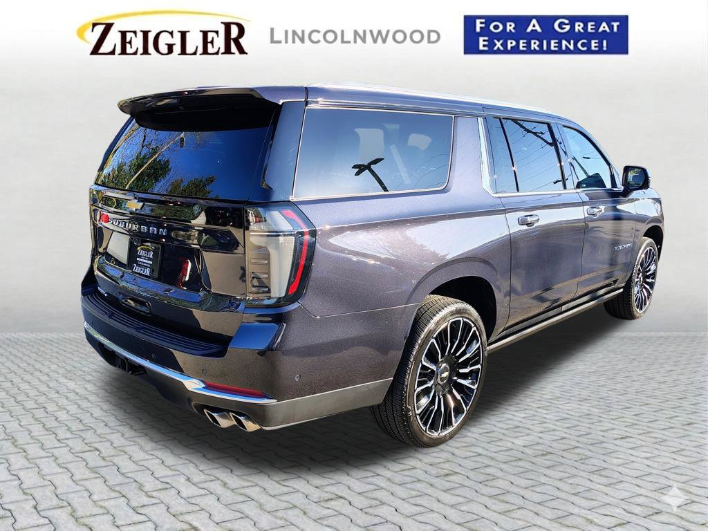 Used 2025 Chevrolet Suburban High Country AWD/4WD image 11