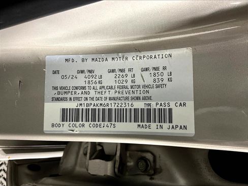 Used 2024 MAZDA MAZDA3 s FWD image 18