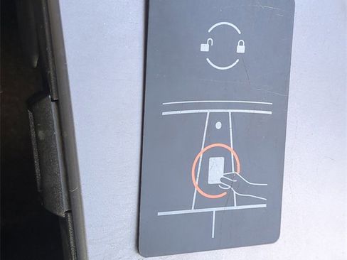 Used 2022 Tesla Model 3 Long Range image 30