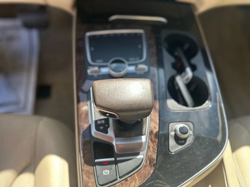 Used 2017 Audi Q7 3.0T Premium Plus image 19