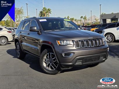 Used 2021 Jeep Grand Cherokee Laredo