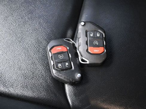 Used 2022 Jeep Wrangler Unlimited Rubicon 4xe w/ Dual Top Group image 30