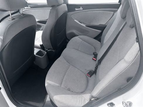 Used 2012 Hyundai Accent GS FWD image 11