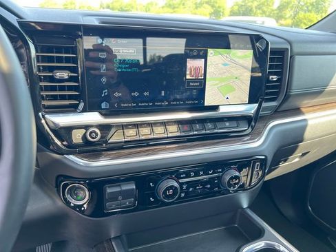 Certified 2025 Chevrolet Silverado 1500 LT Trail Boss w/ Convenience Package II AWD/4WD image 20