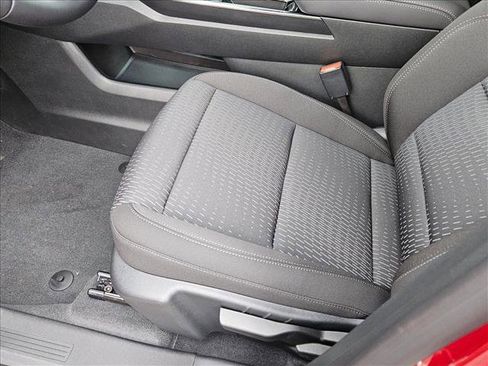 New 2026 Chevrolet Equinox LT image 4