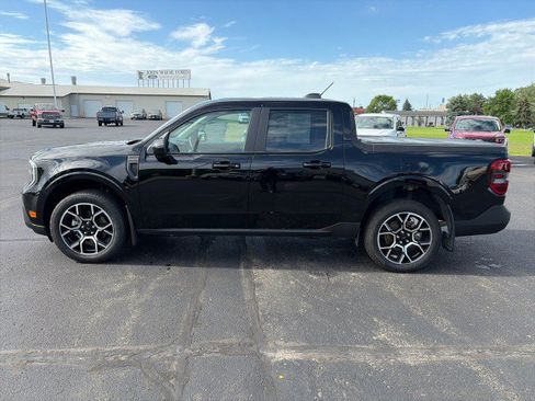Used 2025 Ford Maverick Lariat w/ 4K Tow Package AWD/4WD image 2
