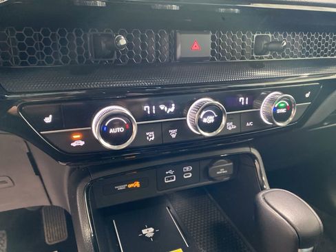 Used 2024 Honda CR-V EX-L image 29