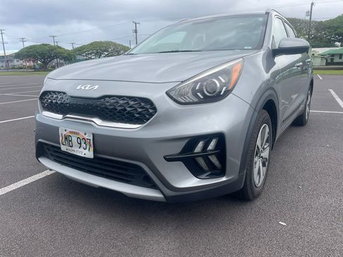 Used 2022 Kia Niro LX FWD image 2