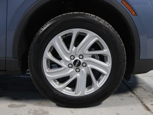 Used 2025 Lincoln Corsair FWD image 32