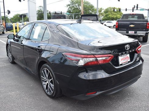 Used 2024 Toyota Camry XLE w/ Navigation Package AWD/4WD image 5