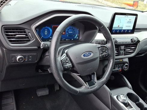 Used 2021 Ford Escape SEL w/ Technology Package image 24