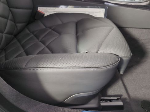 New 2026 BMW 740i image 32