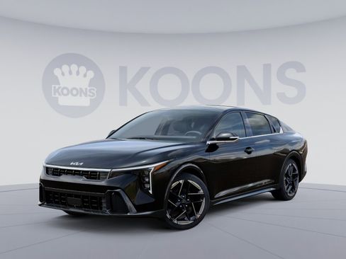 New 2025 Kia K4 GT-Line image 1