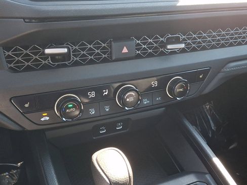 Used 2023 Honda Accord EX image 16